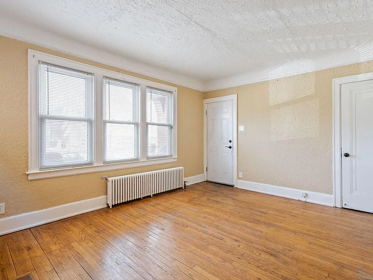 17308 Oak Dr #LOWER — Photo 6