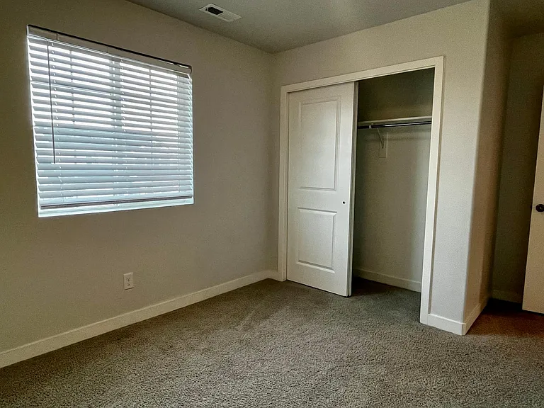 3552 W Alta Loma Ln — Photo 16