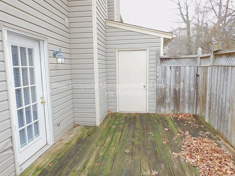 2828 Windy Xing — Photo 24