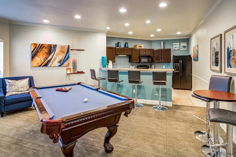 Signature Point Apartment Homes — Photo 4