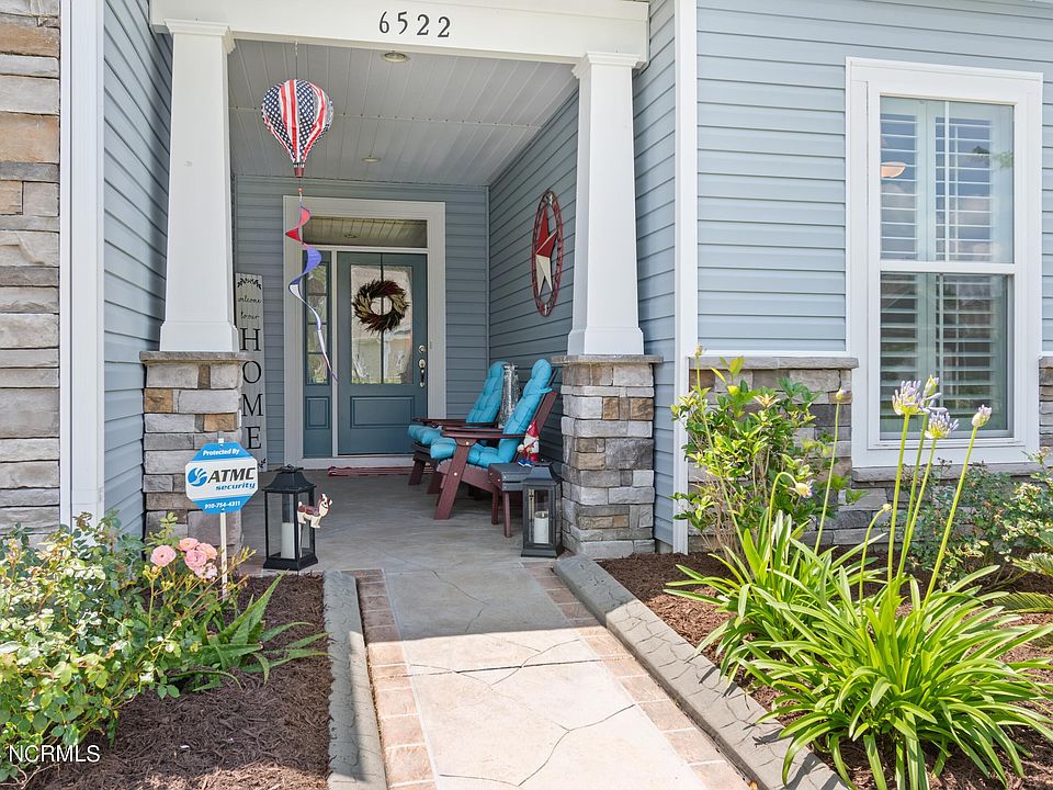 Discover 6522 Adelina Ct, Ocean Isle Beach, NC: Your Next Vacation Home