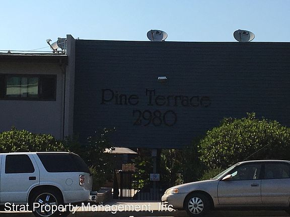 2nd image of 2960 Clairemont Dr APT 3