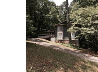 5839 Musket Ln, Smoke Rise, GA 30087