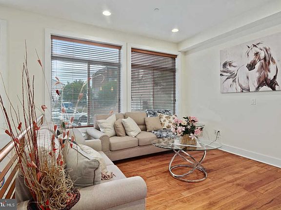 3rd image of 1532 N 2nd St APT 24