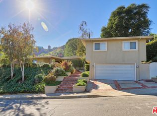 8660 Allenwood Rd, Los Angeles, CA 90046