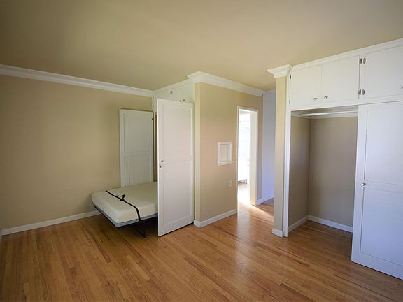 5th image of 605-609 N Hollywood Way #17683489