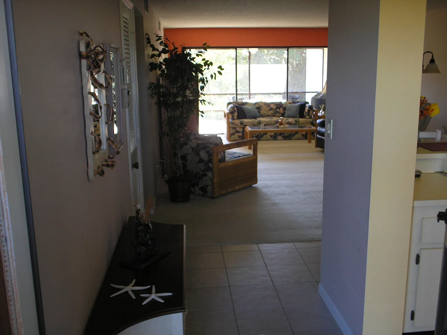 2 bed, 1072 sqft, $2,500 — Photo 2