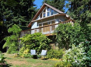 20708 107th Ave SW, Vashon, WA 98070