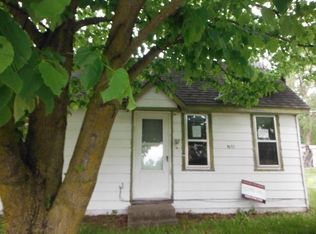 1051 E Dayton Rd, Caro, MI 48723