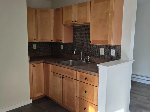 811 Main St APT 3, Poughkeepsie, NY 12603