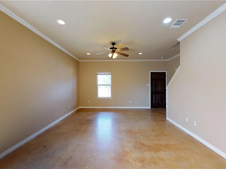 3412 Cullen Trl — Photo 13