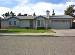 2380 Northview St, Selma, CA 93662