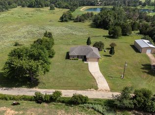 1504 County Road 459, Thorndale, TX 76577