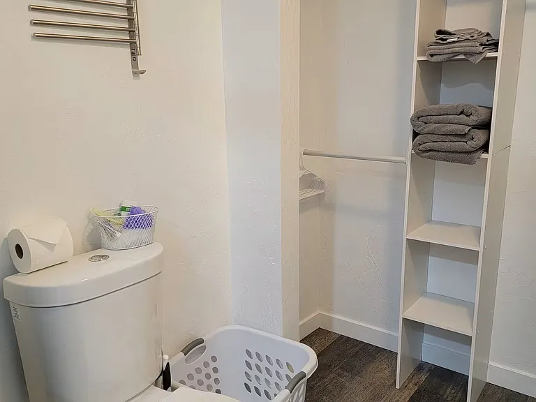 409 Soulsby St #A — Photo 10