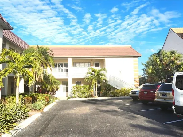 333 Island Way APT 205, Clearwater, FL 33767