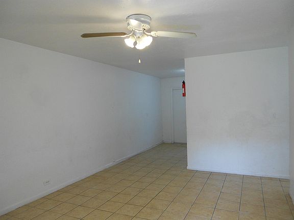 3rd image of 1448 W 33rd St