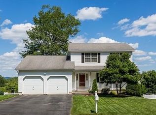 35 Flower St, Springfield, MA 01118