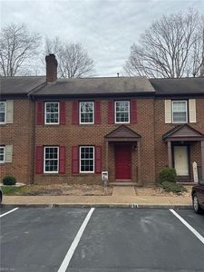 156 Kenilworth Dr, Newport News, VA, 23606