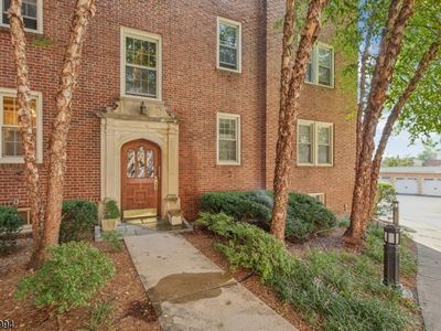 133 Summit Avenue, Unit 40 #40, Summit, NJ, 07901