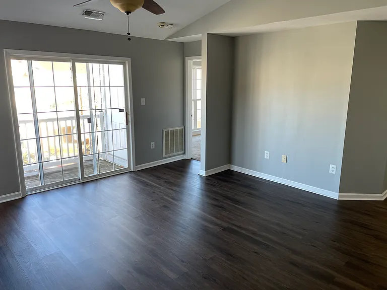 2100 Wayside Dr #D3 — Photo 4
