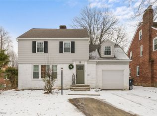 901 Englewood Rd, Cleveland Heights, OH 44121