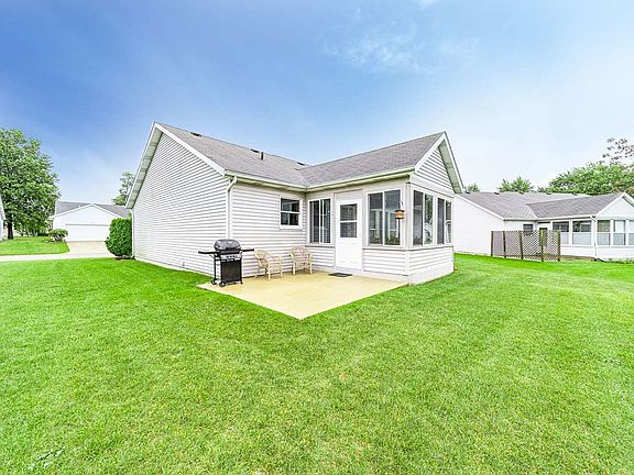 5th image of 5141 Copperfield Dr E