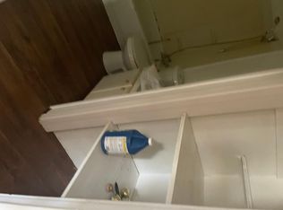 4 S Main St, Startex, SC 29377