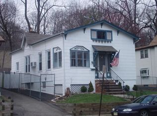3 Park Dr W, West Orange, NJ 07052