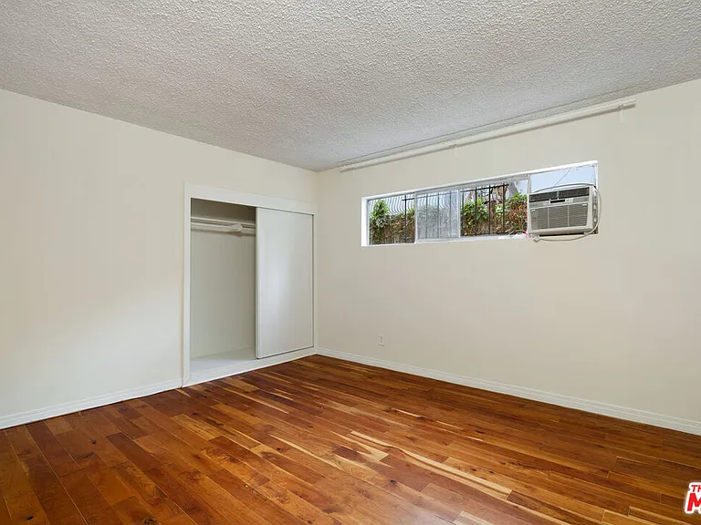 941 N San Vicente Blvd #5 — Photo 12