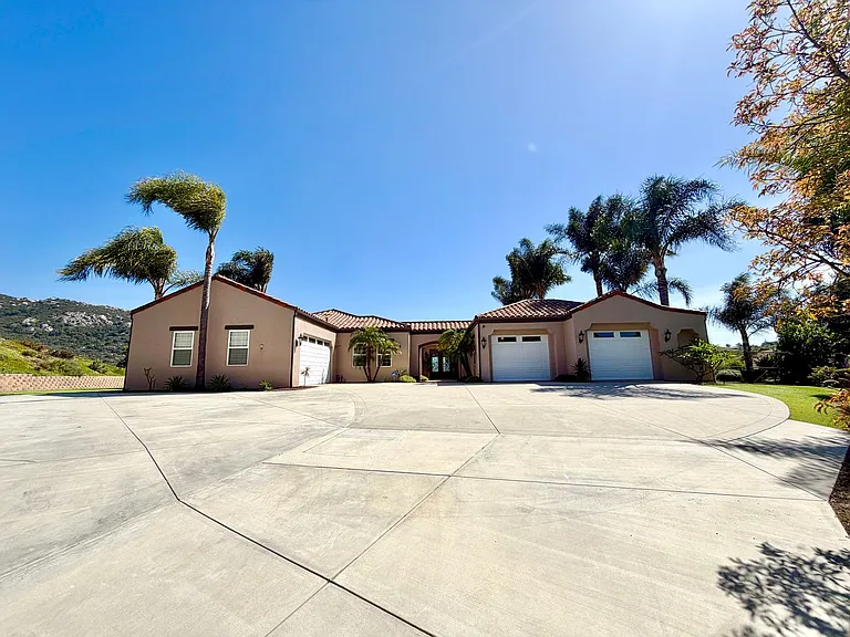 29165 Ridgeline Ct — Photo 1