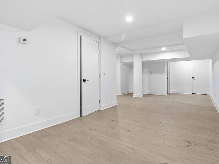 3196 Towerview Dr NE — Photo 26