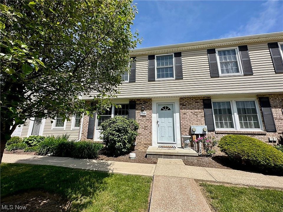 1st image of 7376 N Chestnut Commons Dr