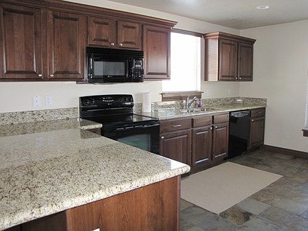 4th image of 1322 E Mossy Springs Ln