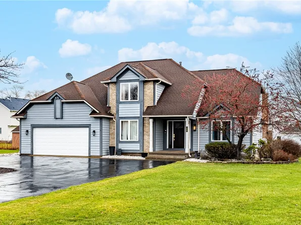 199 Windmill Trl, Rochester, NY 14624