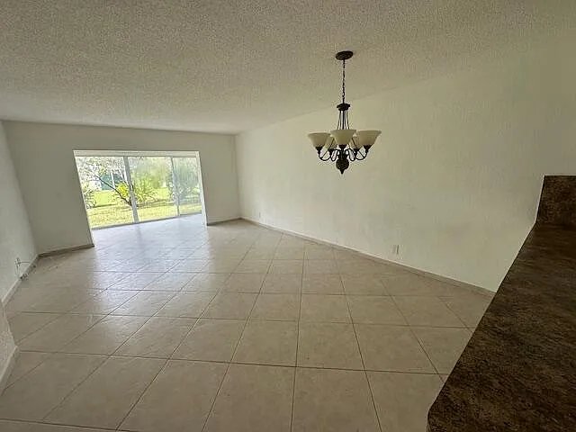 21 Abbey Ln #107 — Photo 9