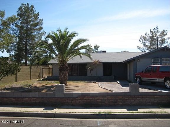 2nd image of 3247 E Enid Ave