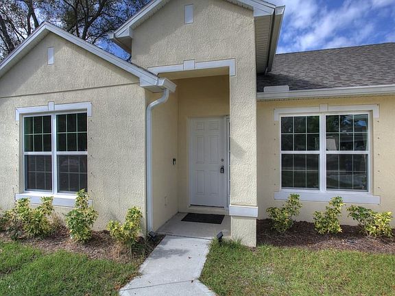 3rd image of 8435 105th Ct
