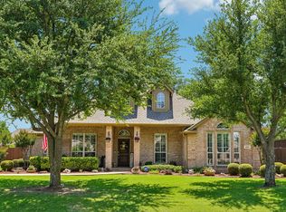 203 Shadow Ln, Shady Shores, TX 76208
