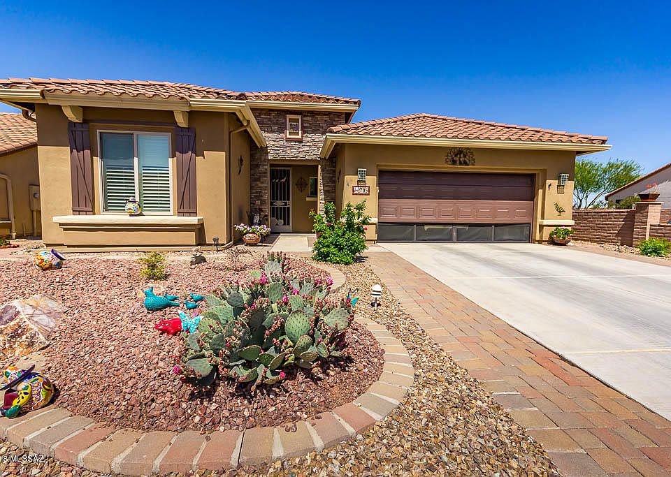 1st image of 705 N Sienna Plateau Ln