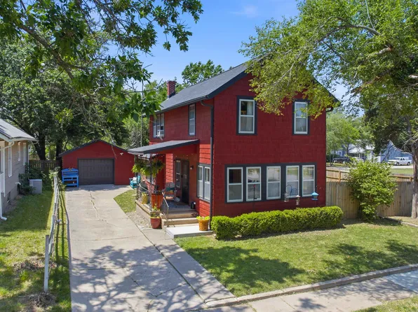 627 N Topeka St, El Dorado, KS 67042