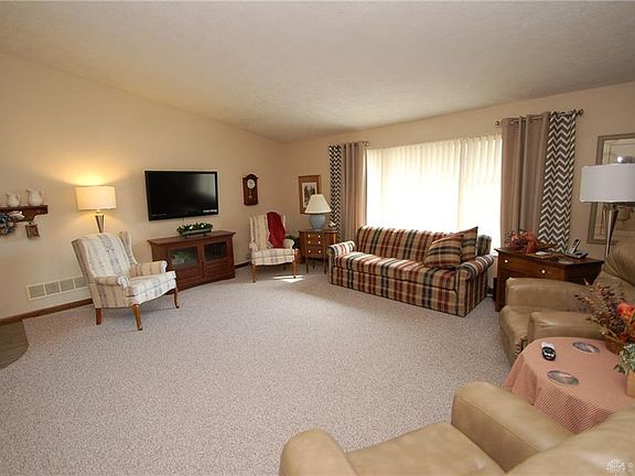 3rd image of 4912 Marybrook Dr