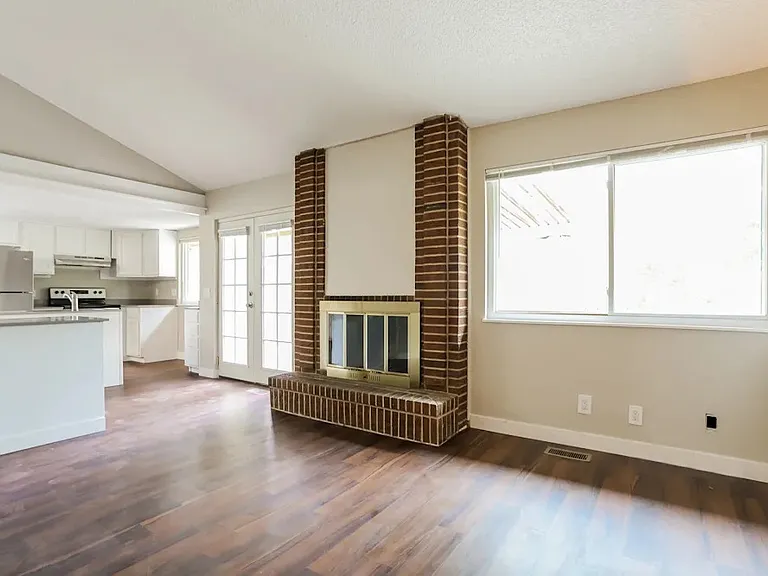 15457 E Jarvis Pl — Photo 4