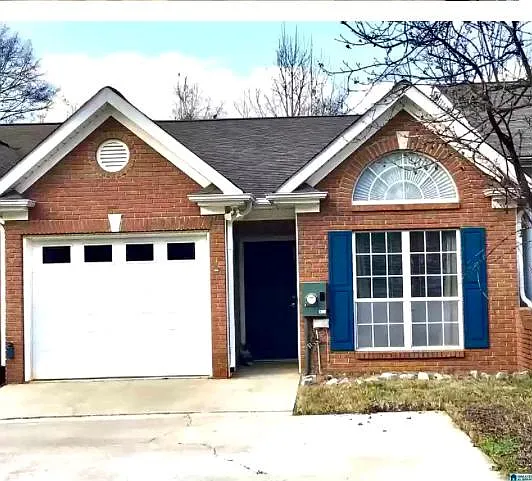 105 Sugar Hill Ln — Photo 1