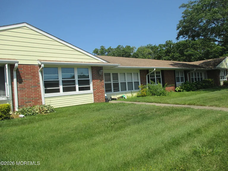 286B Malvern Ct — Photo 2