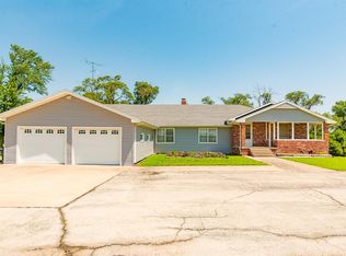 2035 County Road 5500, Coffeyville, KS 67337