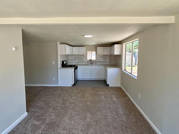 3rd image of 1416 Tenaya Dr #1/2