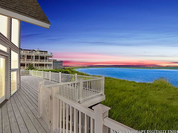 5th image of 8 & 10 Dune Ln