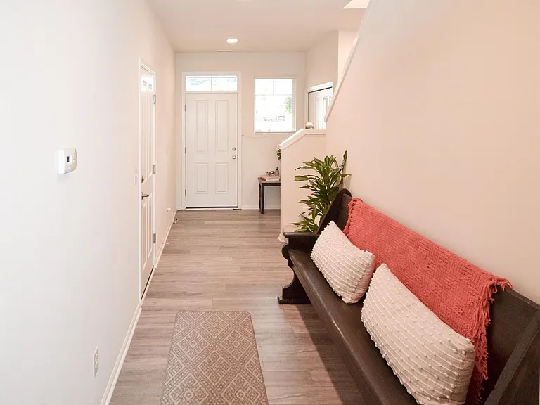4721 Joppa St SW — Photo 2