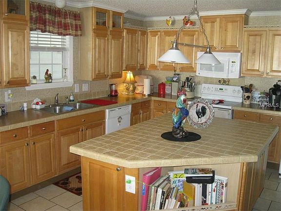 3rd image of 8442 Fantasia Park Way