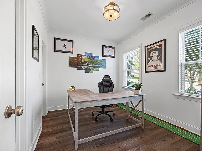 263 Keener Blvd — Photo 5